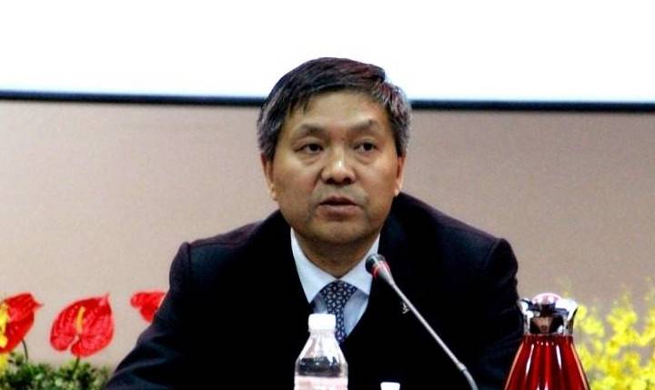 他17岁考大学32岁辞职创业47岁公司上市凭啥成为濮阳首富(图1)